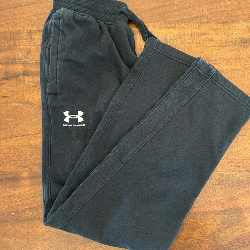 Mens Small Under Armour Black Pants